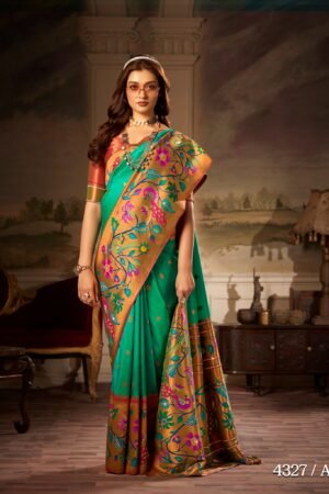Bold Border Paithani
