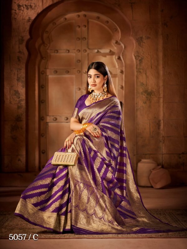 Charm Gifting Silk - Image 8