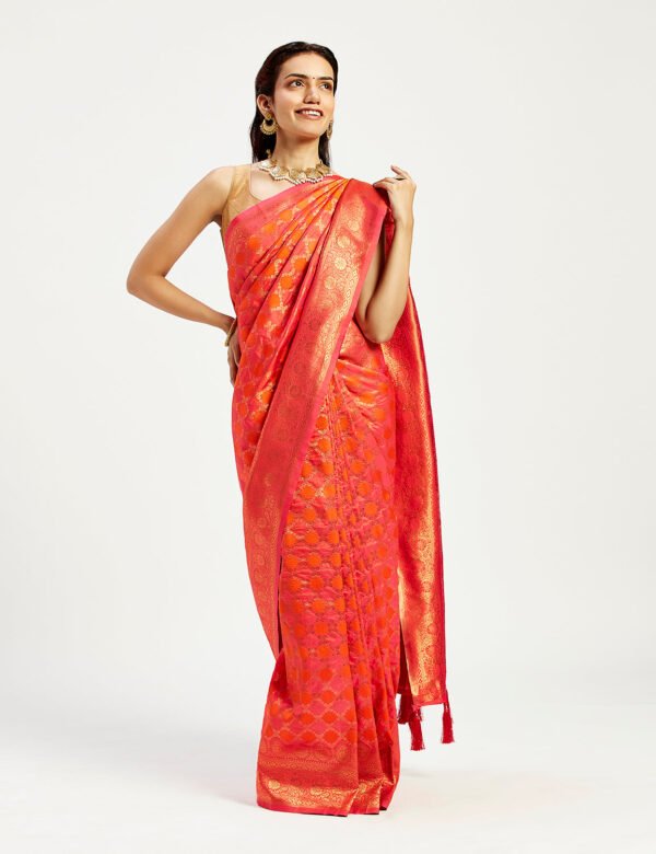 Two-Tone Kathpadar Elegance - Image 12