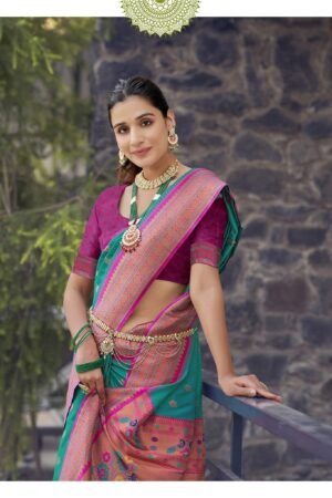 Classic Muniya Elegance